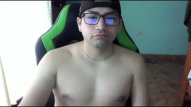 Snapshot of Allen_ibe chatting on 11-23-25, 04:07 Allen ibe online show from 11-23-25, 04:07