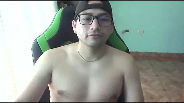 Snapshot of Allen_ibe chatting on 11-28-25, 03:14 Allen ibe online show from 11-28-25, 03:14