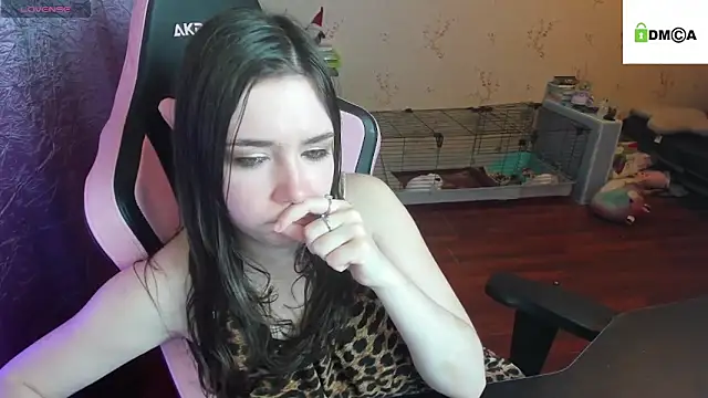 Crazy forest fairy online show from 12-19-25, 08:54