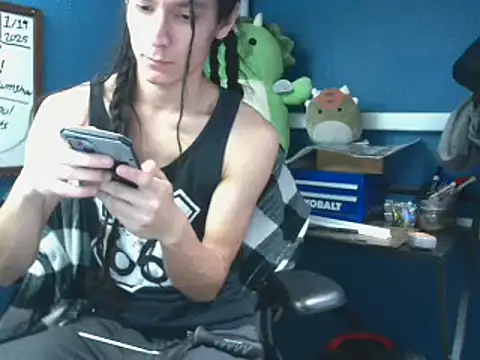 Snapshot of Flappywig chatting on 01-19-25, 12:28 Flappywig online show from 01-19-25, 12:28