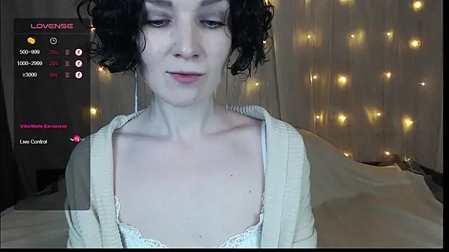 TinaWince online show from 12-18-24, 04:53