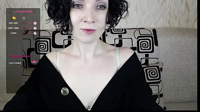 TinaWince online show from 02-02-25, 05:53