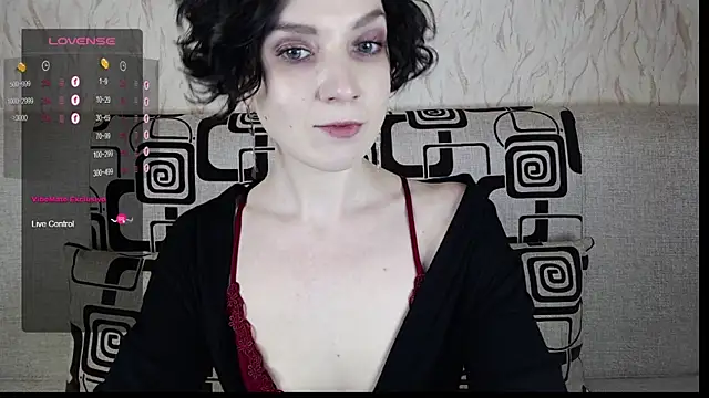 TinaWince online show from 03-01-25, 10:02