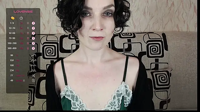 TinaWince online show from 03-19-25, 09:38