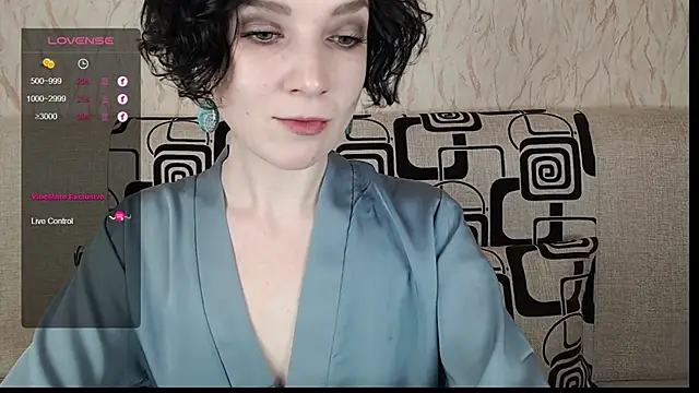 TinaWince online show from 03-22-25, 06:11