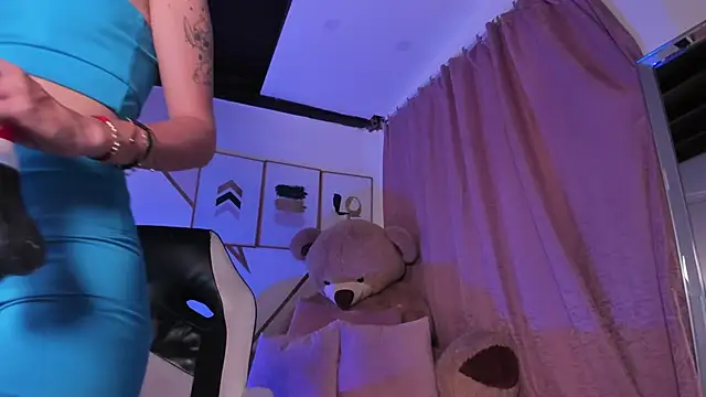 Snapshot of maye_wells chatting on 01-30-25, 05:39 maye wells online show from 01-30-25, 05:39