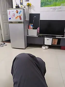 Snapshot of sweet--mm chatting on 11-19-25, 09:31 sweet--mm online show from 11-19-25, 09:31