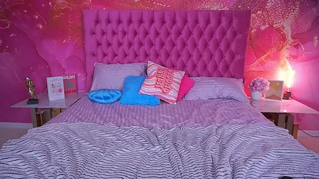 ArianaDarkk online show from 09-29-25, 08:02