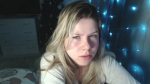 Snapshot of MelissaXKinky chatting on 01-13-25, 09:20 MelissaXKinky online show from 01-13-25, 09:20