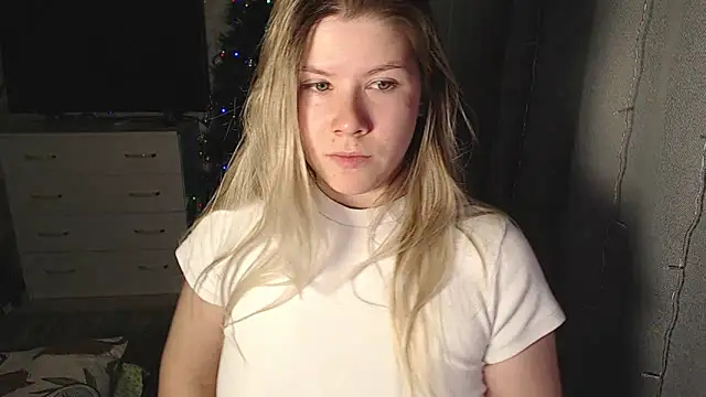 Snapshot of MelissaXKinky chatting on 01-16-25, 05:23 MelissaXKinky online show from 01-16-25, 05:23