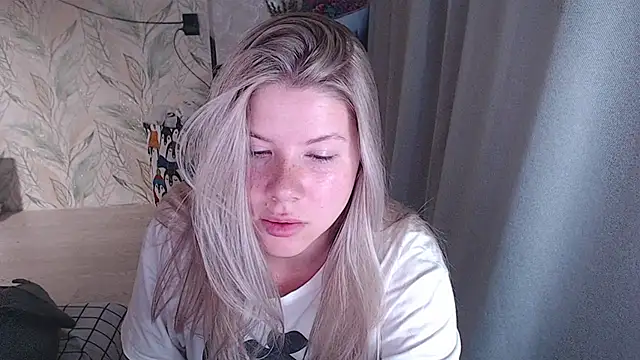 Snapshot of MelissaXKinky chatting on 09-26-25, 06:34 MelissaXKinky online show from 09-26-25, 06:34