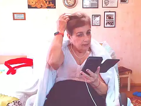 Victoria5643 online show from 02-28-26, 11:00