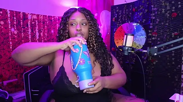 cheriserozequeen online show from 02-21-26, 10:00