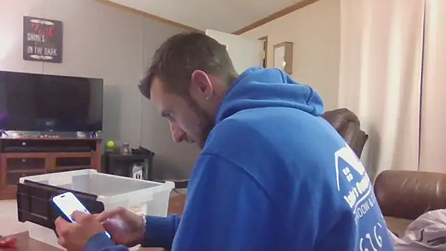 HungStud4You online show from 01-08-25, 03:08