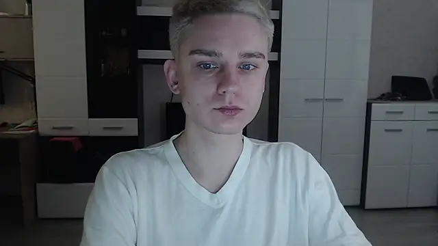 angryzan online show from 02-24-25, 04:49