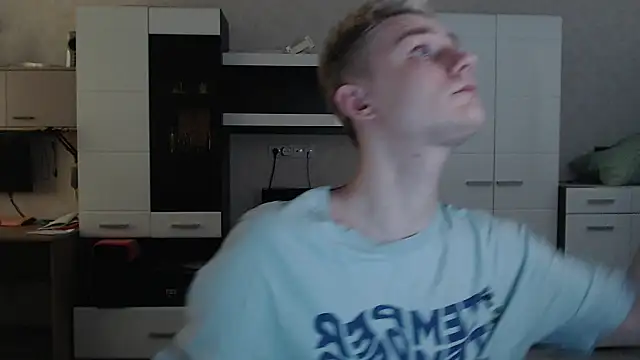 angryzan online show from 02-28-25, 10:41