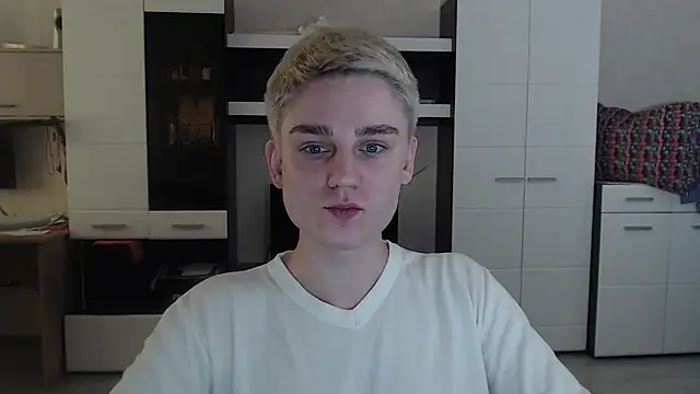 angryzan online show from 03-11-25, 08:41