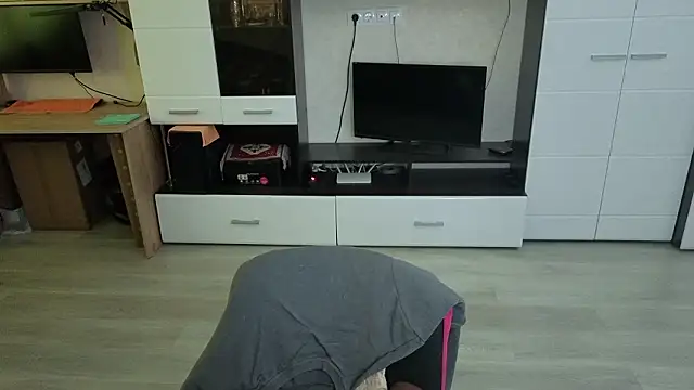 angryzan online show from 02-20-26, 06:26