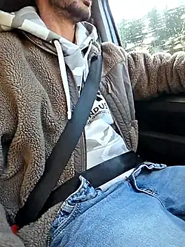 Zeefy online show from 10-23-25, 06:34