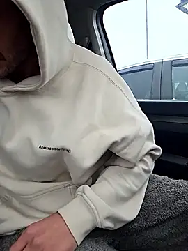 Zeefy online show from 02-16-26, 09:05