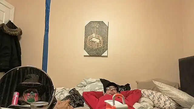 hailzeffn online show from 04-01-26, 12:00