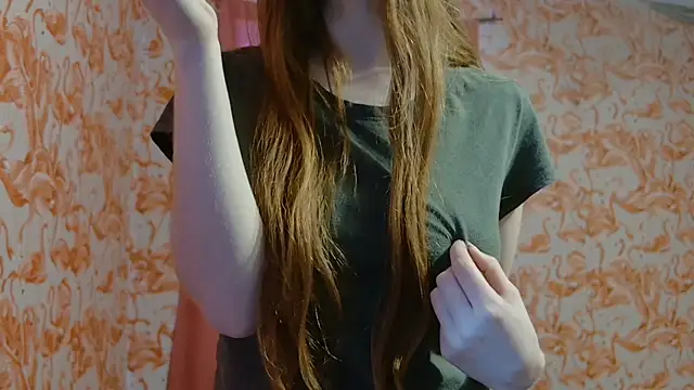 Snapshot of strawberrysmoothie chatting on 02-12-26, 09:21 strawberrysmoothie online show from 02-12-26, 09:21