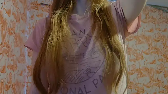 Snapshot of strawberrysmoothie chatting on 03-09-26, 07:18 strawberrysmoothie online show from 03-09-26, 07:18