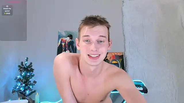 Snapshot of 4ever_dude chatting on 12-07-24, 08:55 4ever dude online show from 12-07-24, 08:55