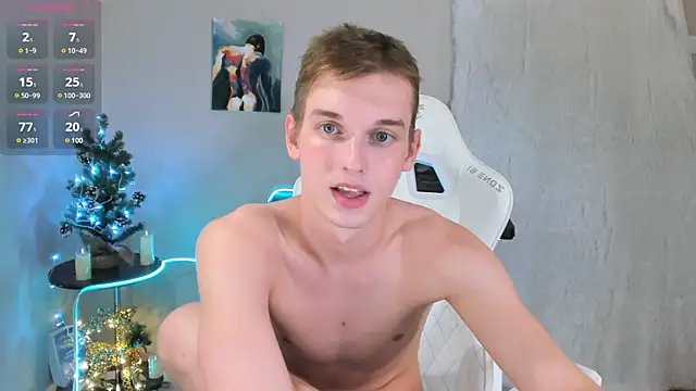 Snapshot of 4ever_dude chatting on 12-11-24, 08:36 4ever dude online show from 12-11-24, 08:36