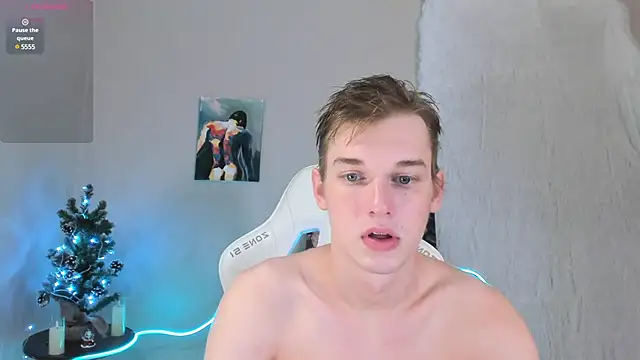 Snapshot of 4ever_dude chatting on 01-04-25, 03:40 4ever dude online show from 01-04-25, 03:40