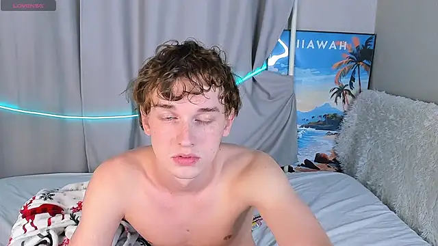 Snapshot of 4ever_dude chatting on 09-19-25, 11:33 4ever dude online show from 09-19-25, 11:33