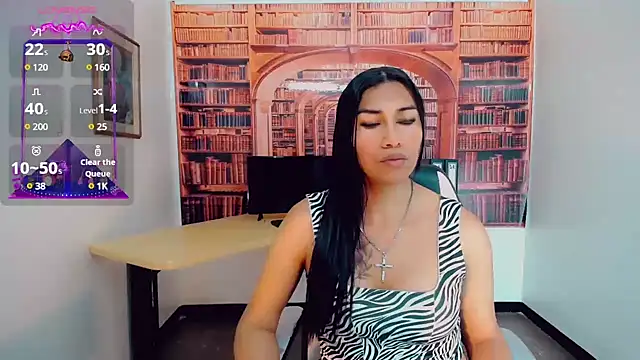 khiara moretti online show from 12-11-24, 07:36