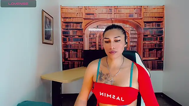 khiara moretti online show from 12-19-24, 01:39