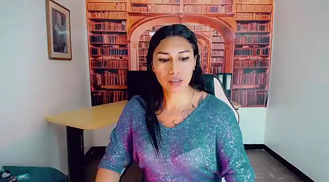 khiara moretti online show from 03-01-25, 07:37