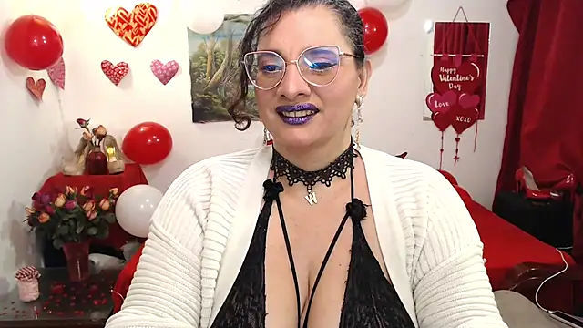 Aleja Gonzales online show from 02-12-25, 05:58