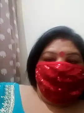 Snapshot of Shoni__ chatting on 12-23-24, 09:38 Shoni online show from 12-23-24, 09:38