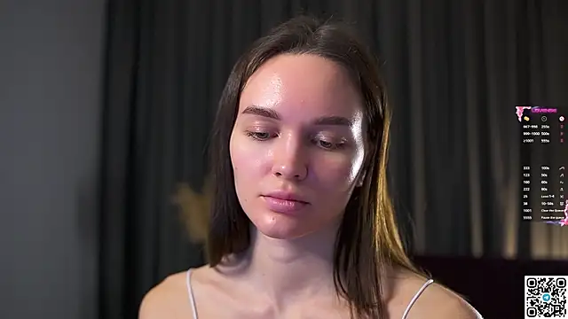 Snapshot of AnneKlint chatting on 01-31-25, 02:17 AnneKlint online show from 01-31-25, 02:17