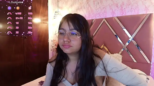 Miaa Smiith1 online show from 02-15-25, 12:11