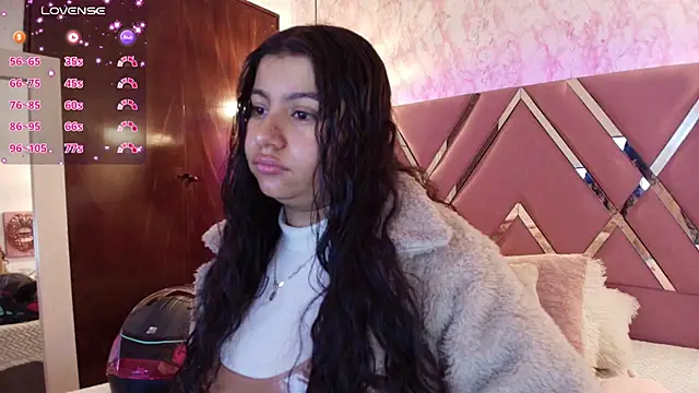 Miaa Smiith1 online show from 02-22-25, 12:08