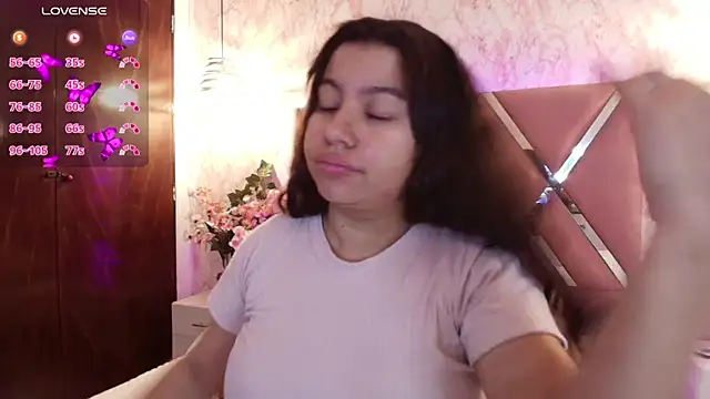 Miaa Smiith1 online show from 02-24-25, 12:16