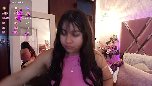 Miaa Smiith1 online show from 02-28-25, 12:09