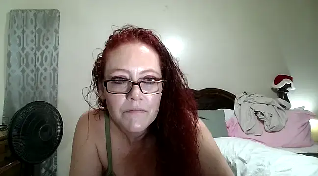 sonowhite online show from 12-27-24, 12:18