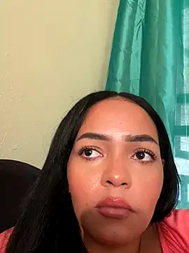 Snapshot of tiffany__rd_ chatting on 11-30-25, 09:30 tiffany rd online show from 11-30-25, 09:30