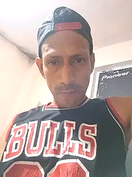 Snapshot of fkoito chatting on 11-04-25, 12:21 fkoito online show from 11-04-25, 12:21