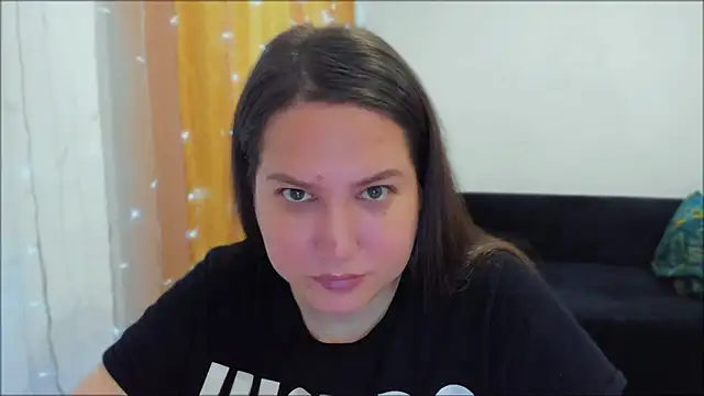 Snapshot of _madalexa_ chatting on 10-14-25, 01:34 madalexa online show from 10-14-25, 01:34