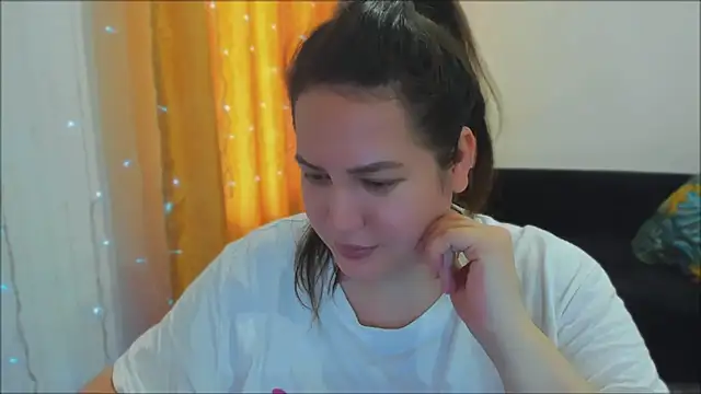 Snapshot of _madalexa_ chatting on 11-02-25, 11:34 madalexa online show from 11-02-25, 11:34