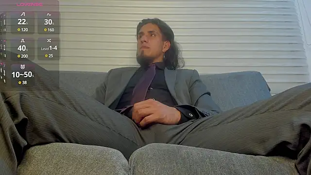 Tom blunt96 online show from 12-27-24, 04:15