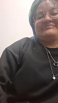 lucky-leah online show from 02-05-26, 03:44