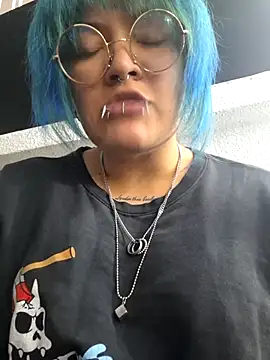 lucky-leah online show from 02-15-26, 04:09