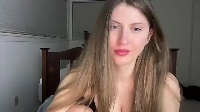 Snapshot of YUMIandbigWOLF chatting on 02-25-26, 02:10 YUMIandbigWOLF online show from 02-25-26, 02:10